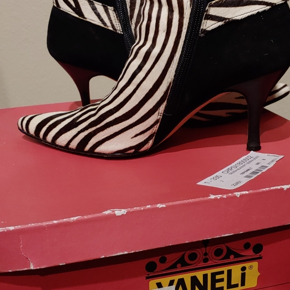 ankle bootie - Picture 5 of 5